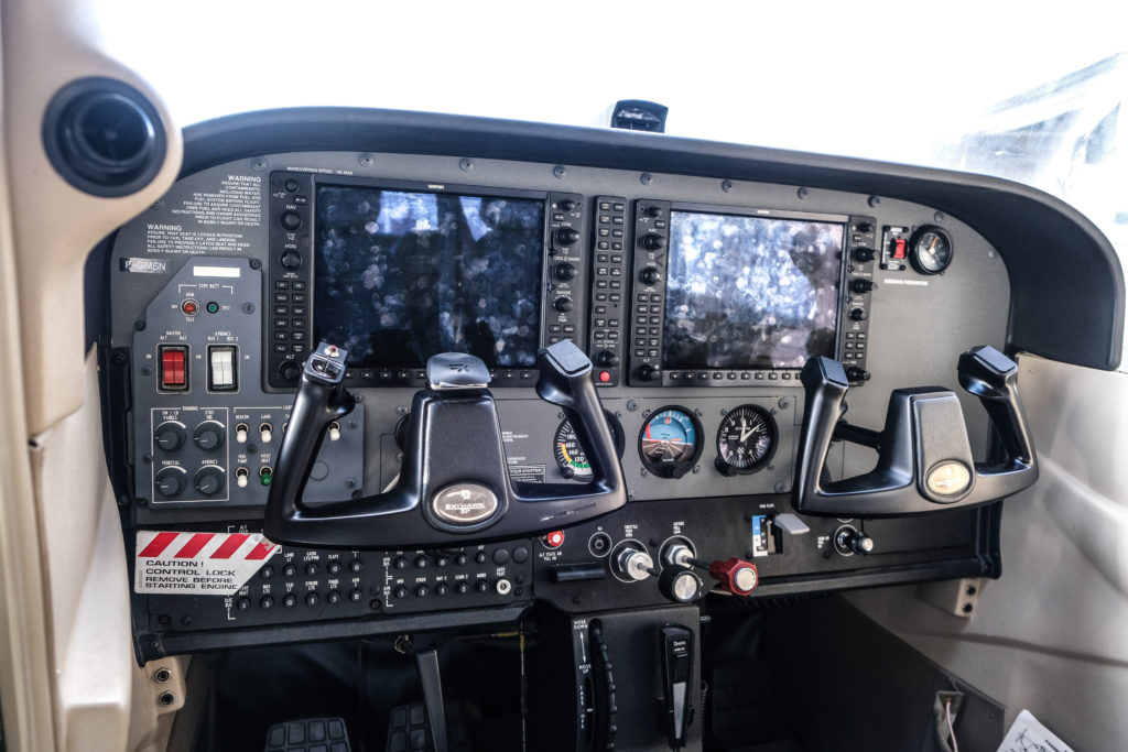 Cessna glass cockpit